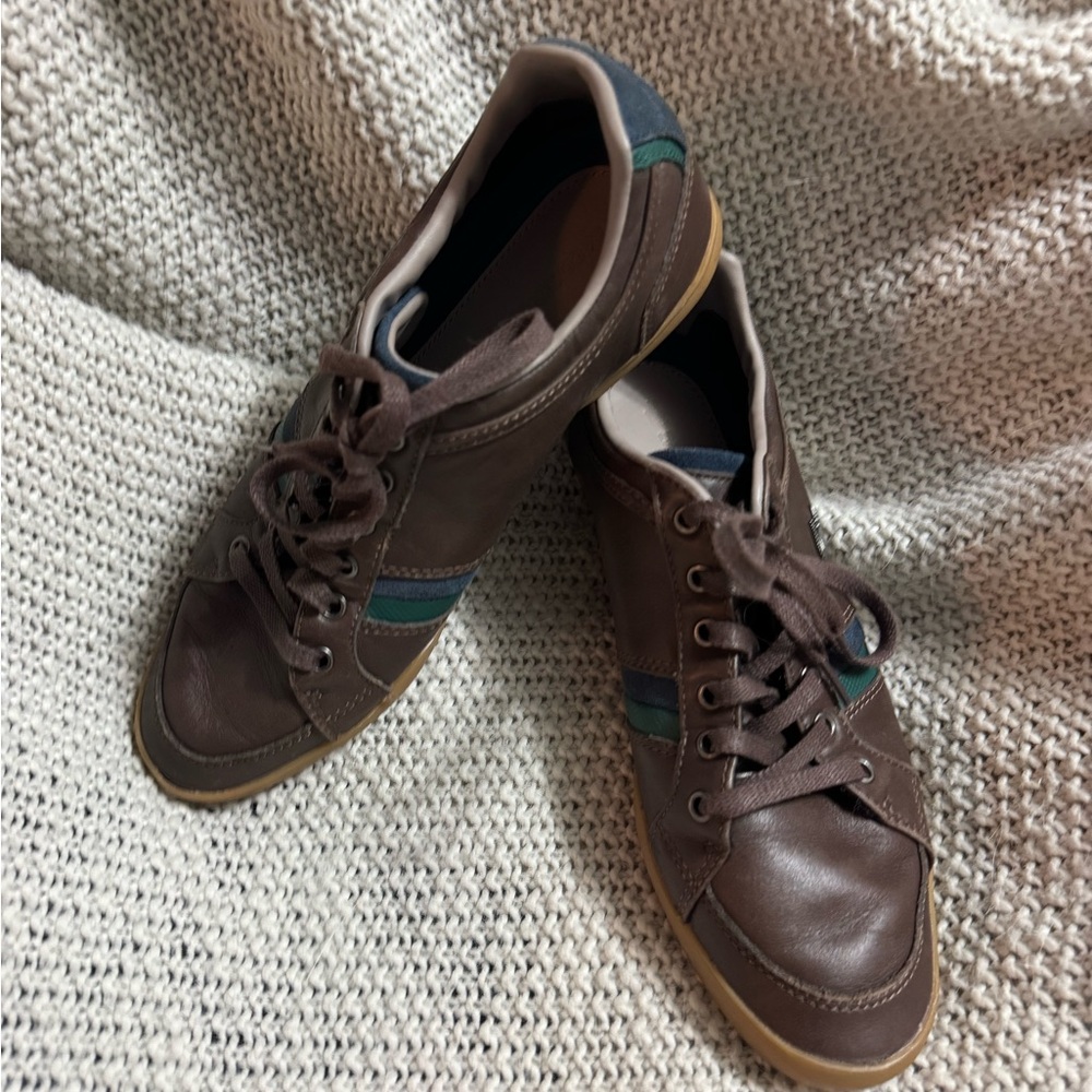 Lacoste Men's Brown and Navy Trainers, Size 7
